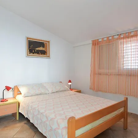 Apartment Milena 436