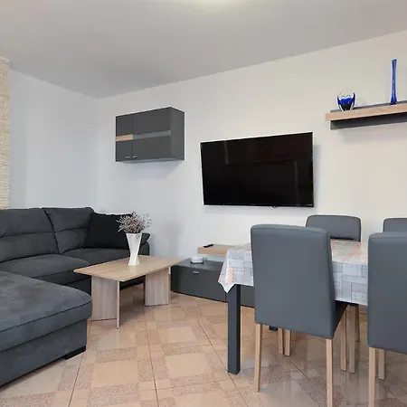 Milena 436 Apartment *