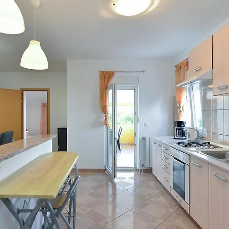 Apartment Milena 436 Fazana