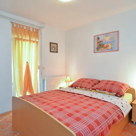 Milena 436 Fazana