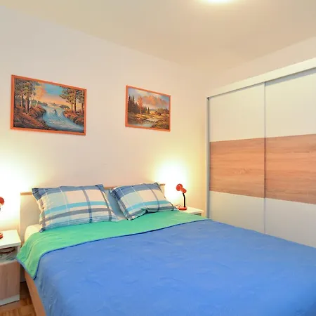 Milena 436 Apartment Fazana