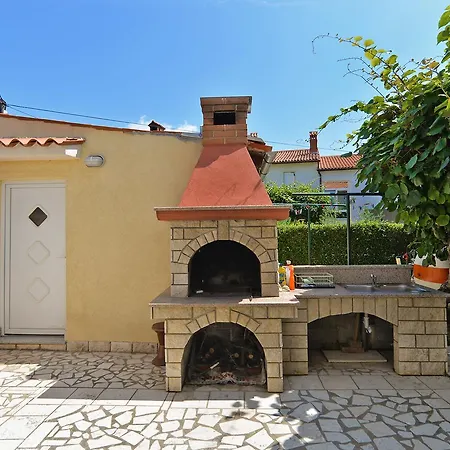Apartment Milena 436 Fazana