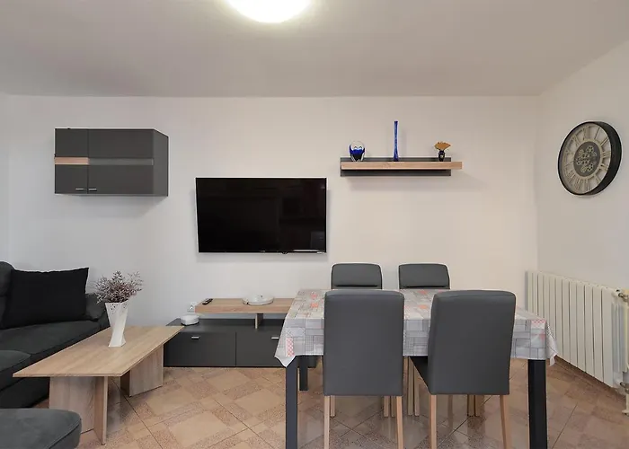 Milena 436 Fažana